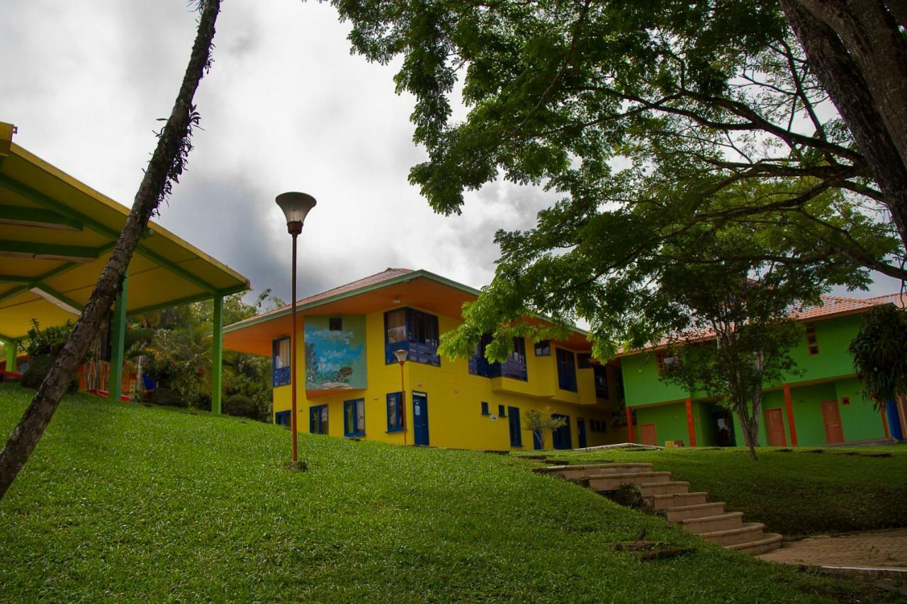 Ecohotel La Casona Pereira Extérieur photo